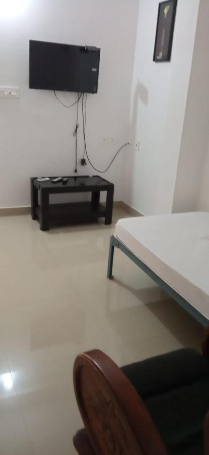 Sivaranjini Tourist Villa Guruvāyūr Exteriör bild