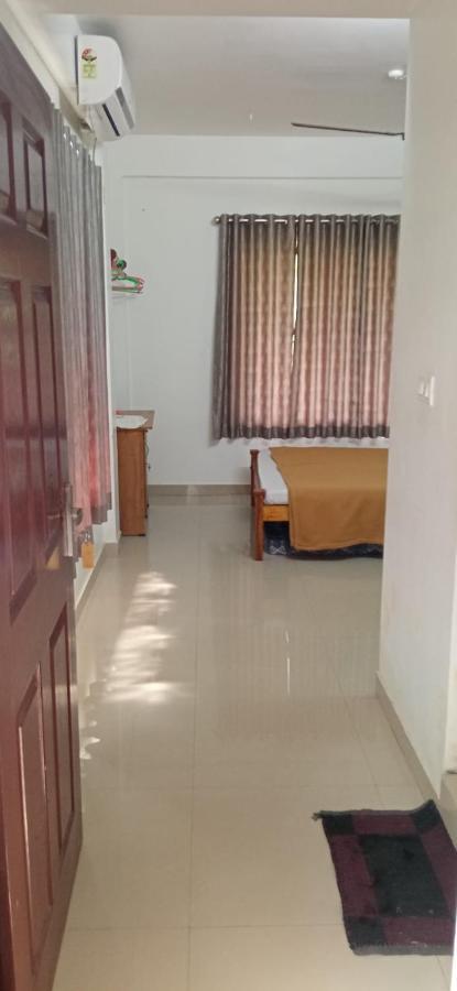Sivaranjini Tourist Villa Guruvāyūr Exteriör bild